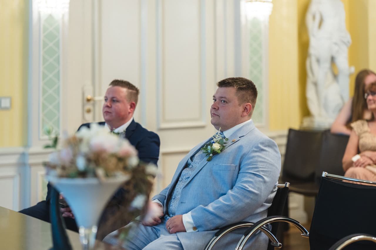 Hochzeitstag in der Märchenvilla Eberswalde mit authentischen Hochzeitsfotos